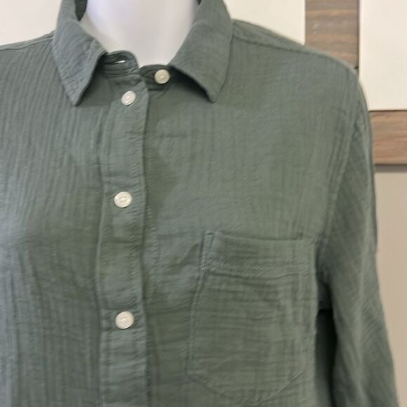 J. Crew Women’s Green Long Sleeve Super Soft Cotton Button Down Shirt- Size 6 - Picture 7 of 14